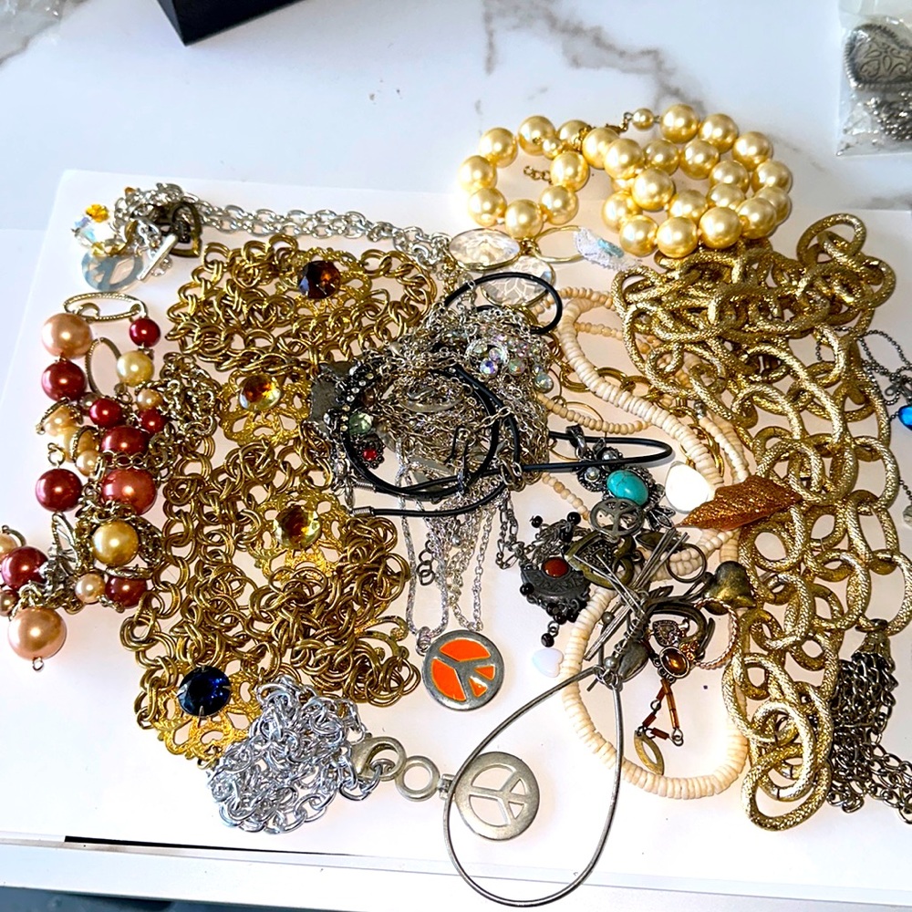 Broken Vintage Jewelry Lot #2